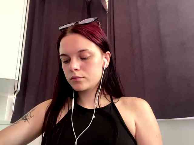 GeneviveRozman webcam