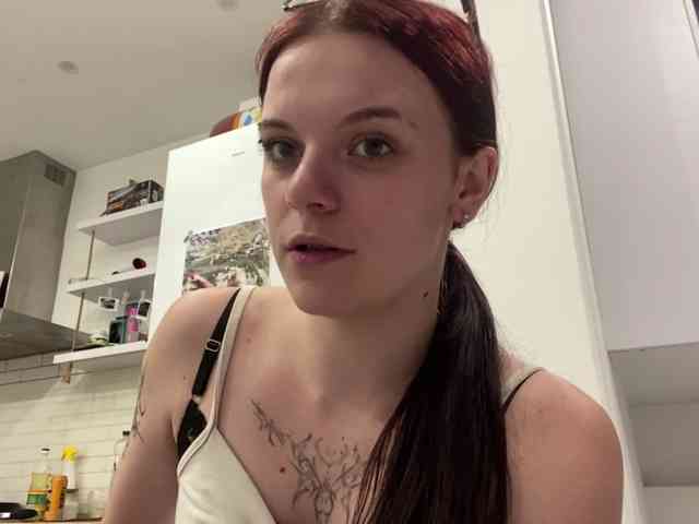 GeneviveRozman webcam