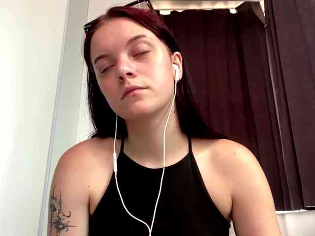 GeneviveRozman webcam