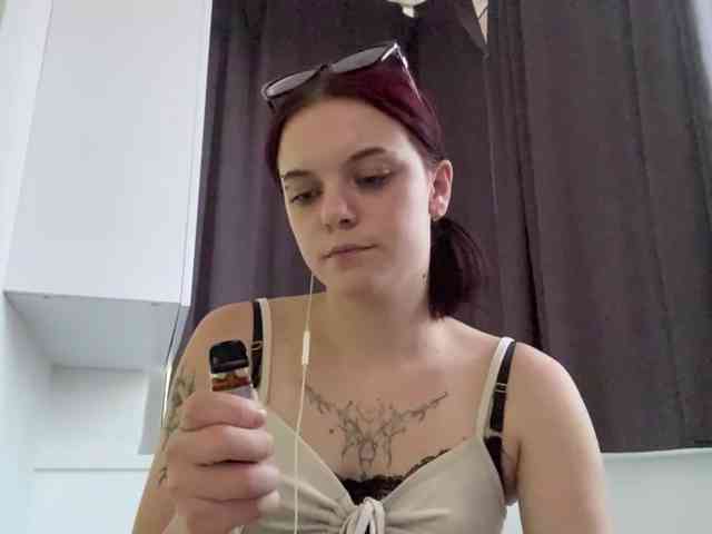 GeneviveRozman webcam