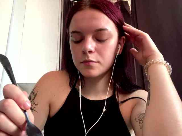 GeneviveRozman webcam