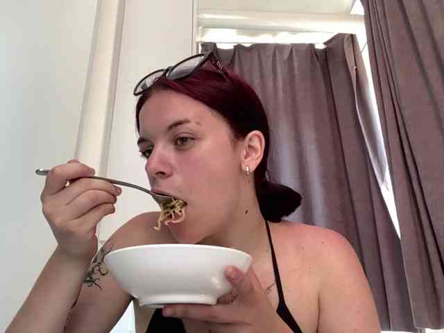 GeneviveRozman webcam