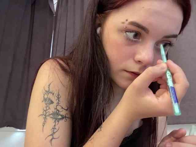 GeneviveRozman webcam