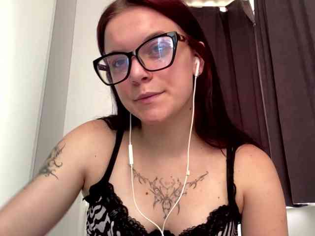 GeneviveRozman webcam