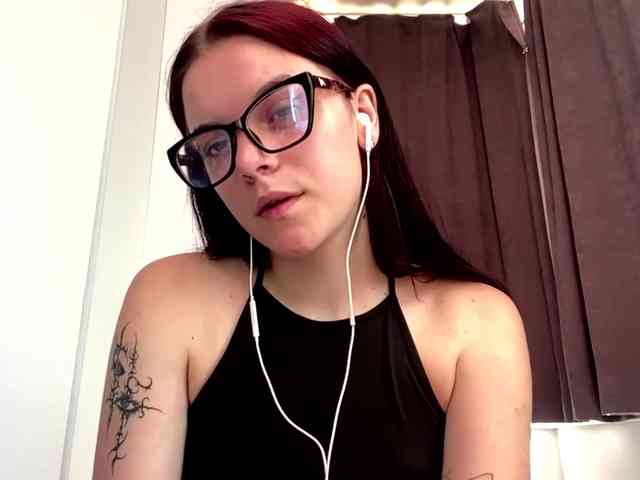GeneviveRozman webcam