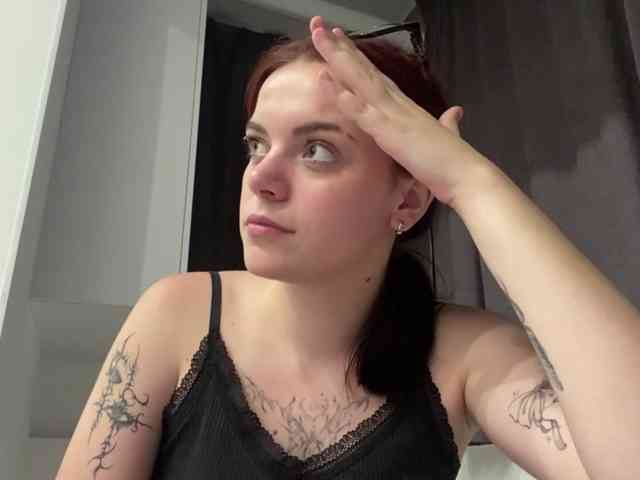 GeneviveRozman webcam