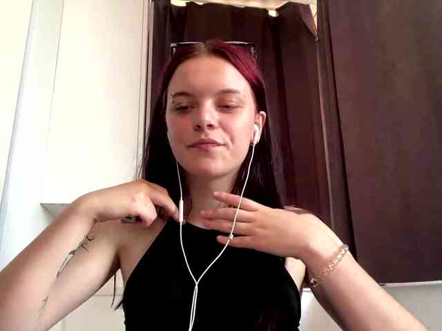 GeneviveRozman webcam