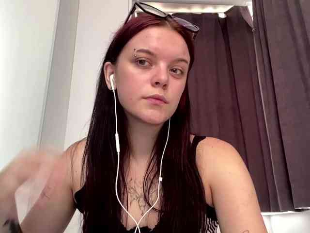 GeneviveRozman webcam