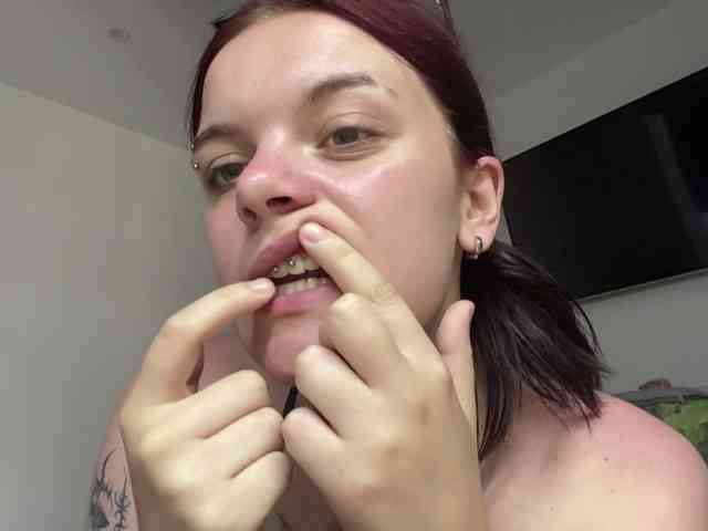 GeneviveRozman webcam