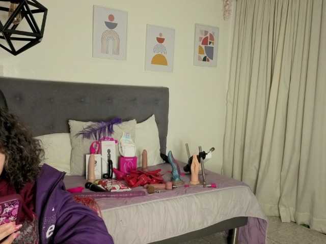 sabahaa live cam on UnifiedCams