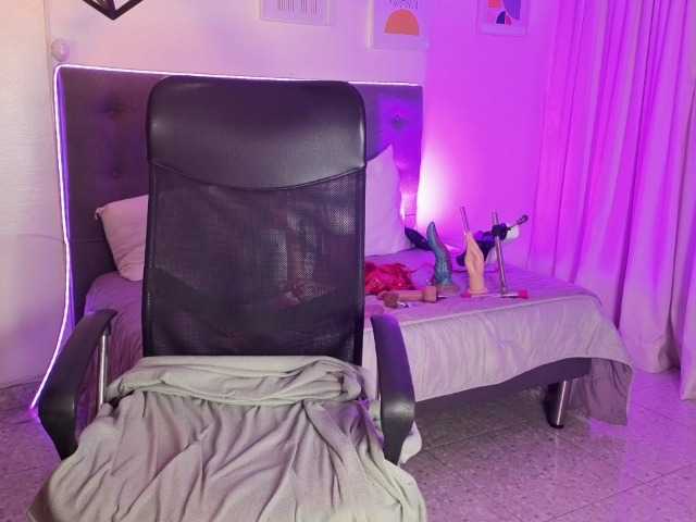 sabahaa live cam on BongaCams