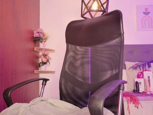 sabahaa live cam on BongaCams