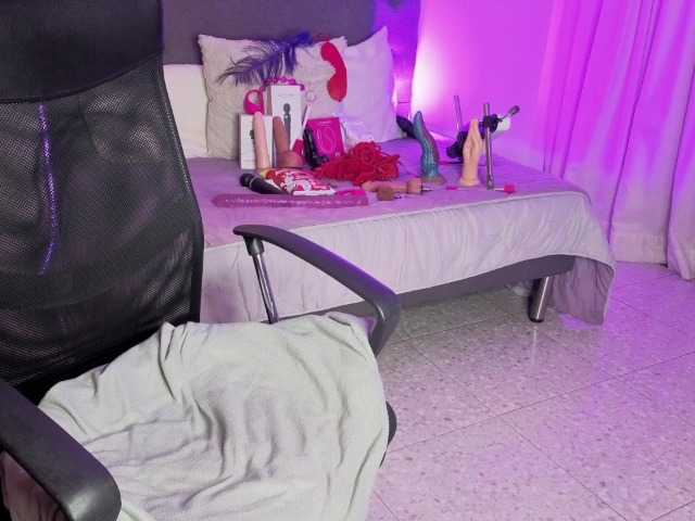 sabahaa live cam on BongaCams