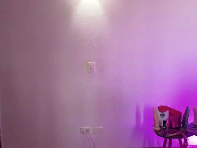 sabahaa live cam on BongaCams