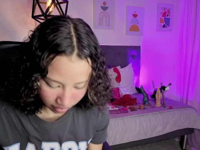 sabahaa live cam on BongaCams