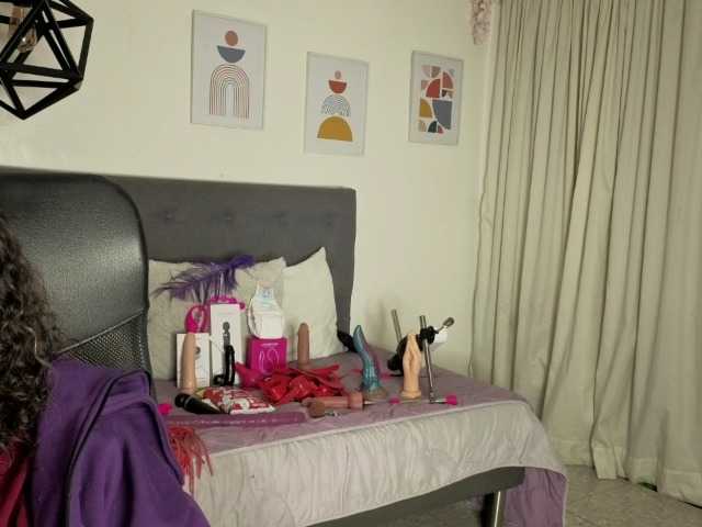 sabahaa live cam on BongaCams