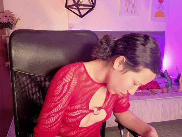 sabahaa live cam on BongaCams