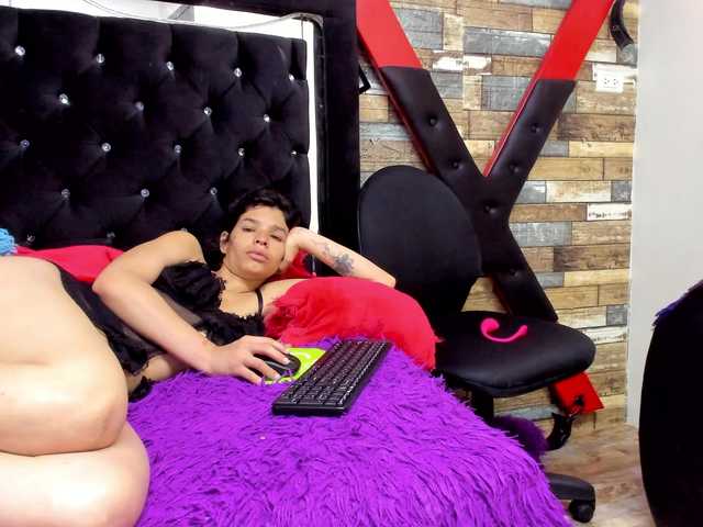 Afrodita-And-Poseidon live cam on BongaCams
