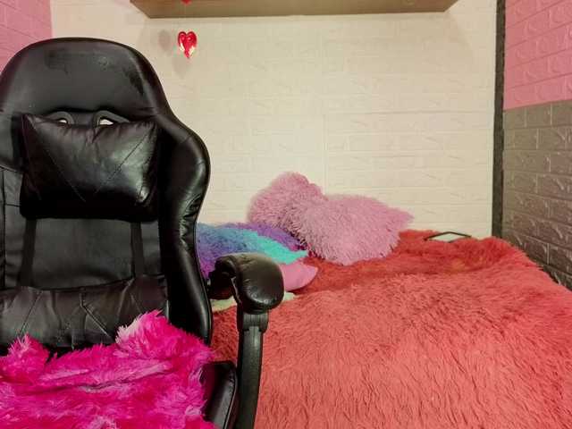 Afrodita-And-Poseidon live cam on BongaCams