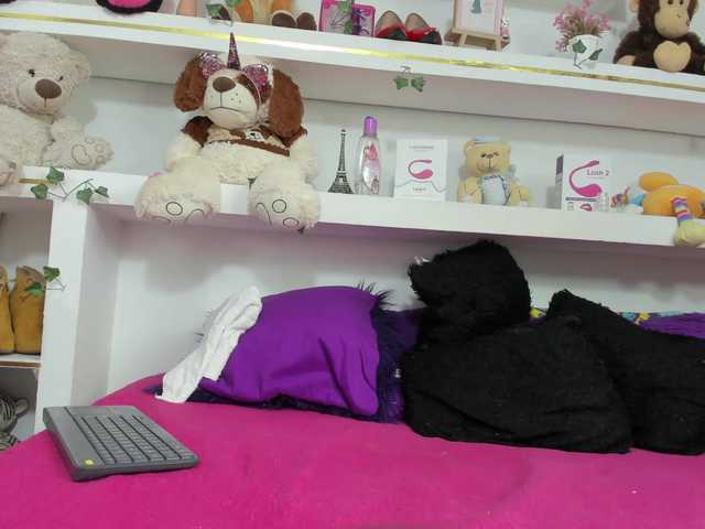 luciatemptation live sex show