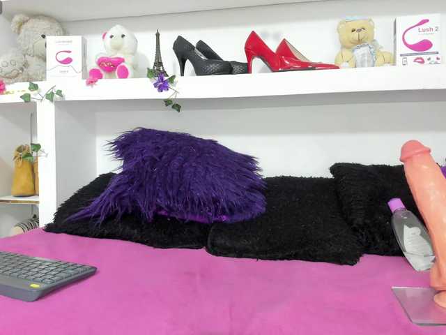 luciatemptation live cam on BongaCams