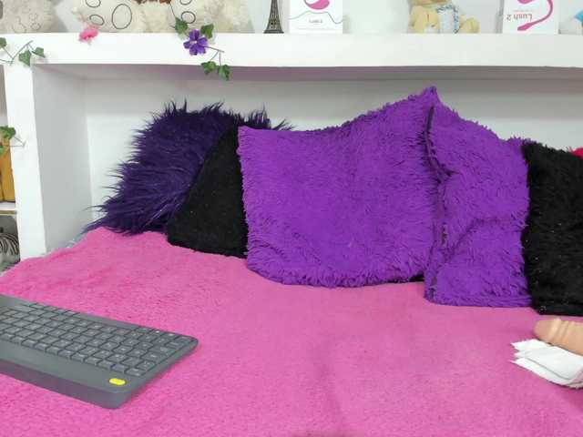 luciatemptation live cam on BongaCams