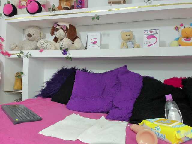luciatemptation live sex show