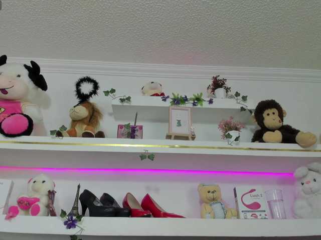 luciatemptation live webcam show
