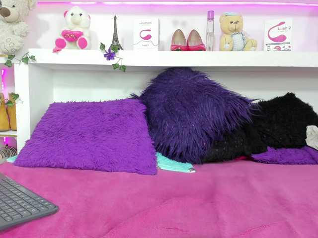 luciatemptation live webcam show