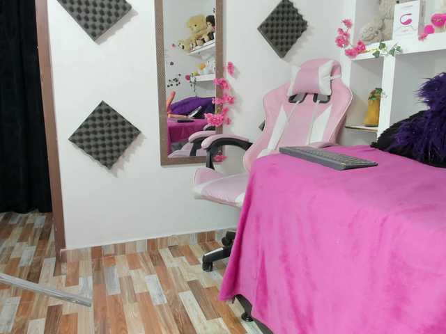 luciatemptation live cam on BongaCams