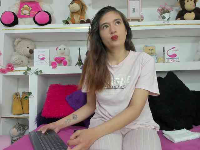 luciatemptation webcam