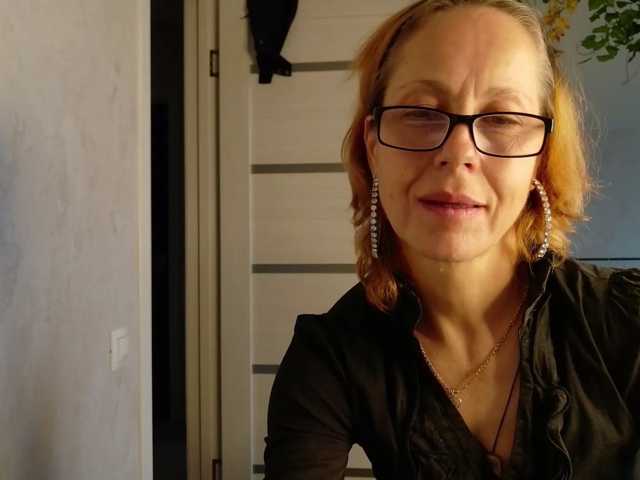 LioraWeiss live cam on BongaCams