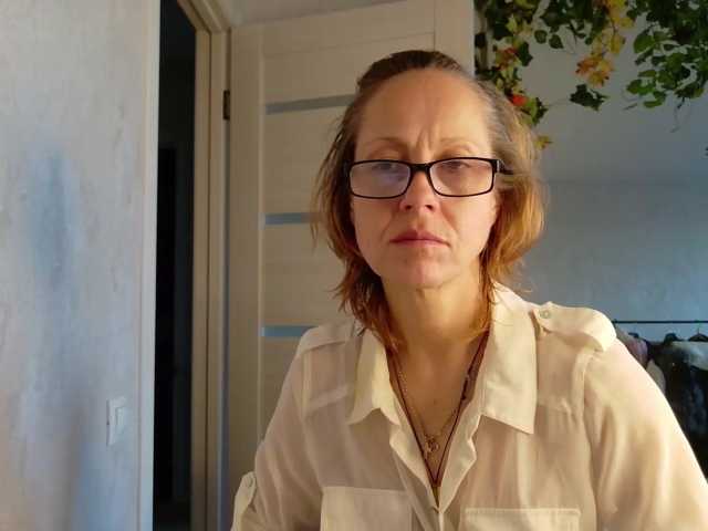 LioraWeiss live cam on BongaCams