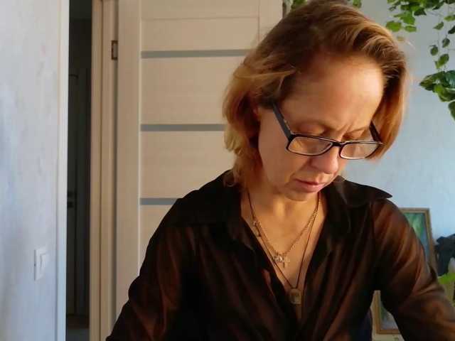 LioraWeiss live cam on BongaCams