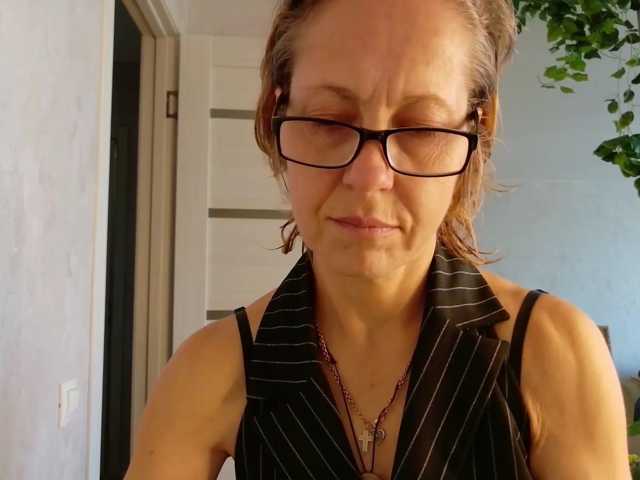 LioraWeiss live cam on BongaCams