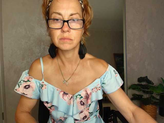 LioraWeiss live cam on BongaCams