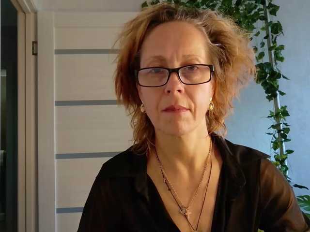 LioraWeiss live cam on BongaCams