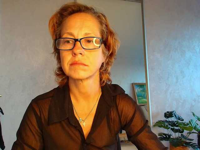 LioraWeiss live cam on BongaCams