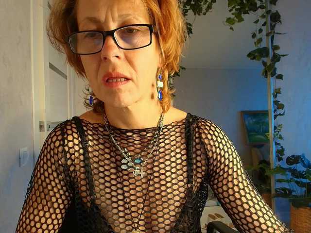 LioraWeiss live webcam show