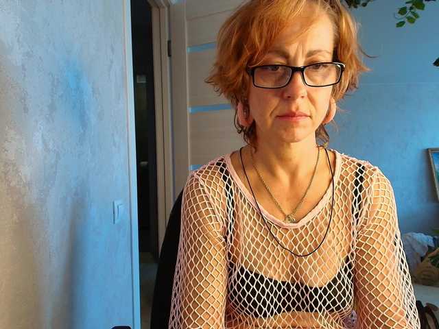 LioraWeiss live cam on BongaCams