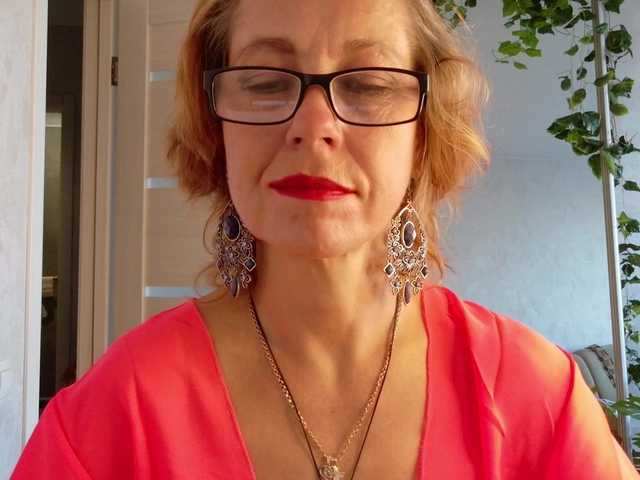 LioraWeiss live cam on BongaCams