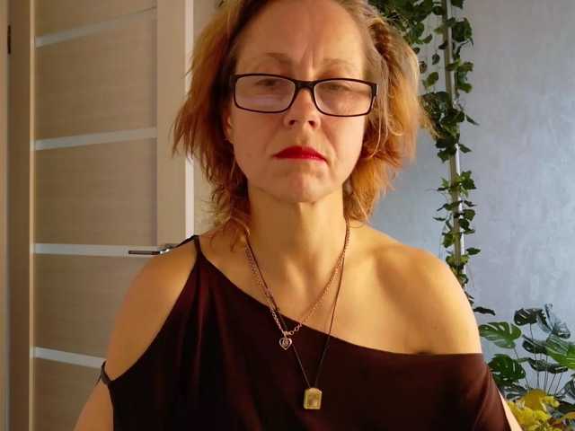 LioraWeiss live cam on BongaCams