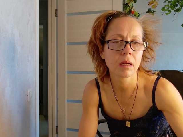 LioraWeiss live cam on BongaCams