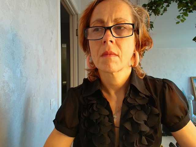 LioraWeiss live cam on BongaCams