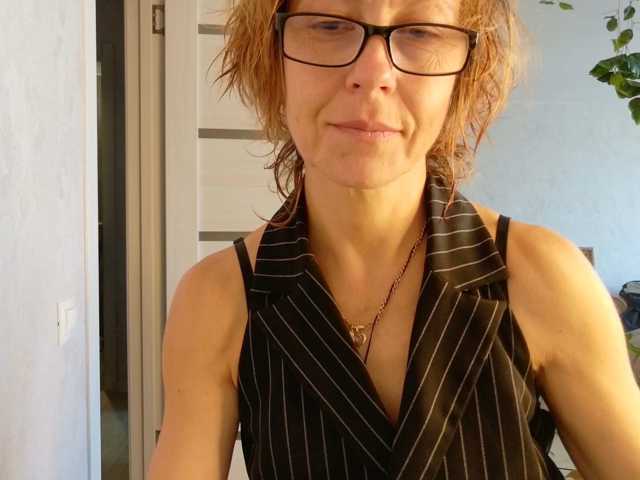LioraWeiss live cam on BongaCams