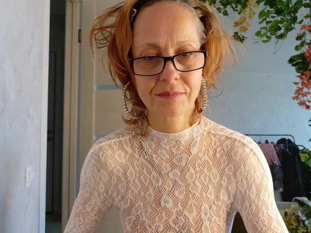 LioraWeiss live cam on BongaCams