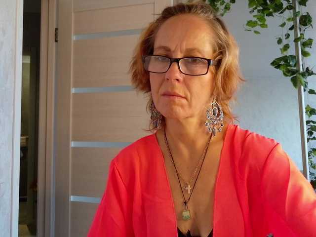 LioraWeiss live cam on BongaCams