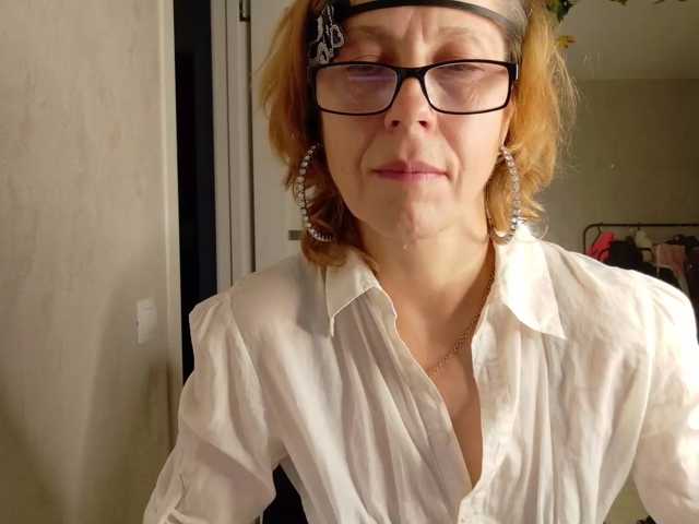 LioraWeiss live cam on BongaCams