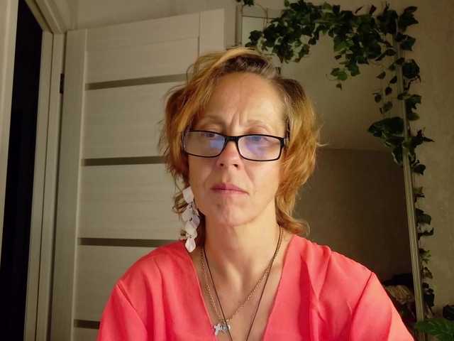 LioraWeiss live cam on BongaCams