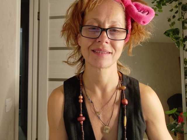 LioraWeiss live cam on BongaCams
